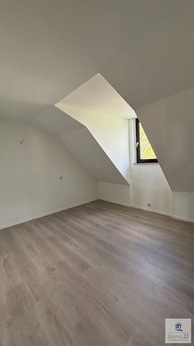 Duplex app. met 3 slaapkamers, polyvalente ruimte en terras.  foto 14