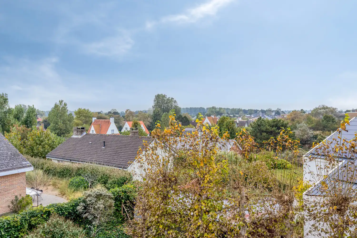 Appartement met zonnig terras, ruime zolderkamer en prachtig zicht! foto 14
