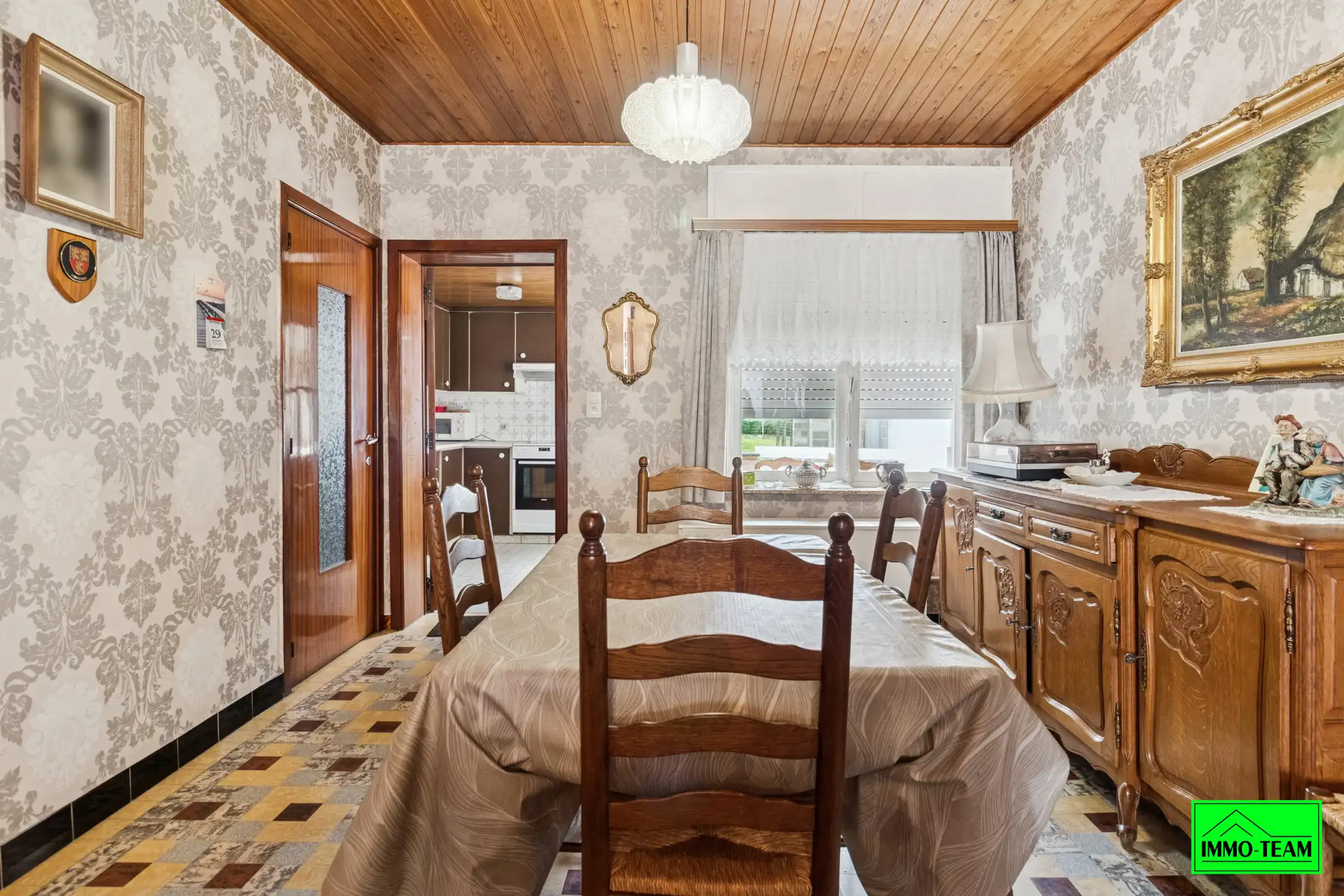 Te renoveren 2-gevelwoning met tuin  foto 4