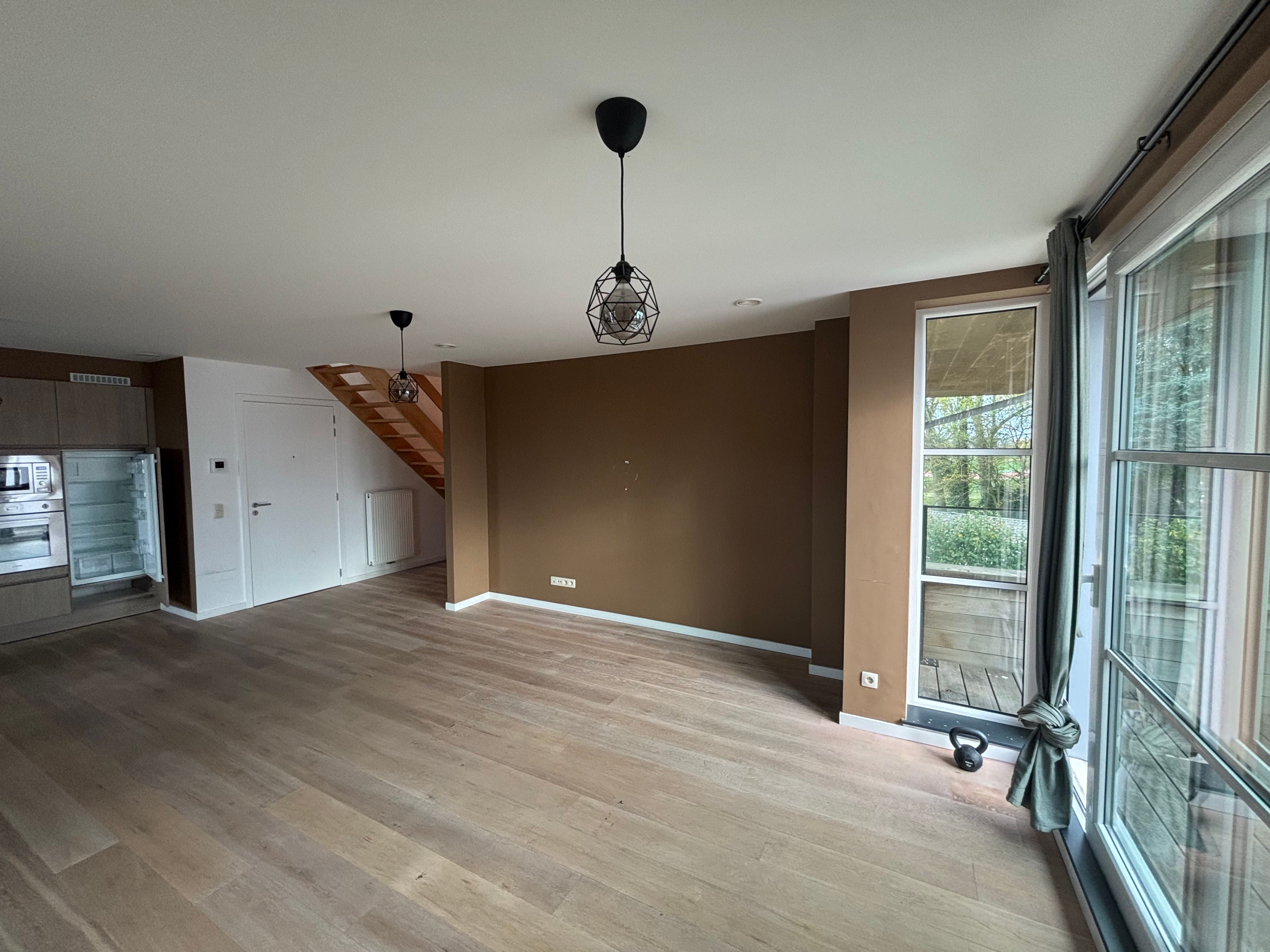 Energiezuinig 3-slaapkamer-duplex appartement in Merelbeke – onmiddellijk beschikbaar foto 2