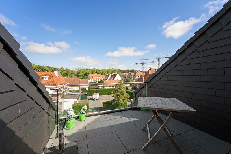 Verzorgde halfopen bebouwing met vele mogelijkheden te De Haan. foto 33