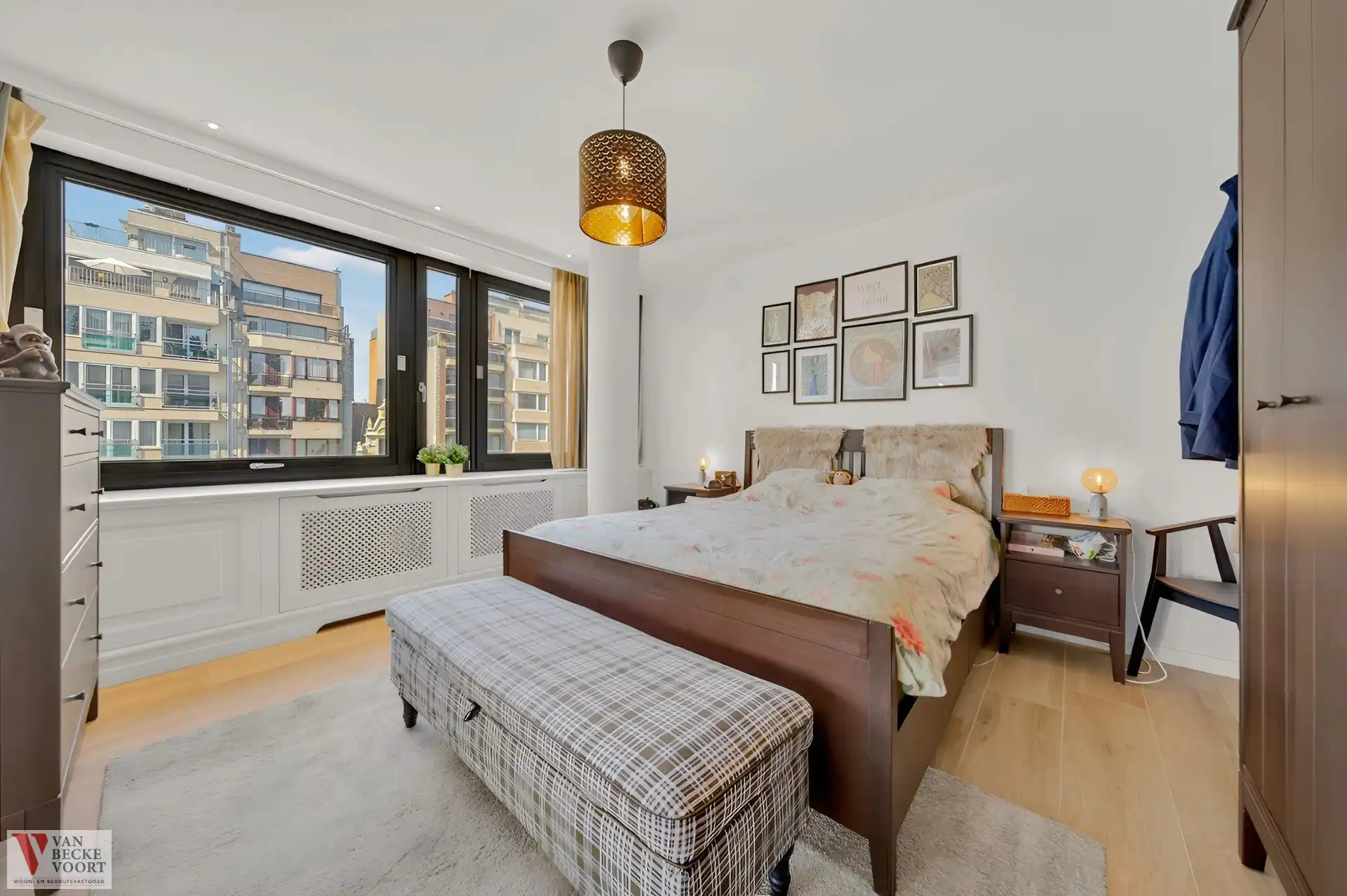 Wonen aan het park: stijlvol gerenoveerd appartement met uitzonderlijk uitzicht foto 12