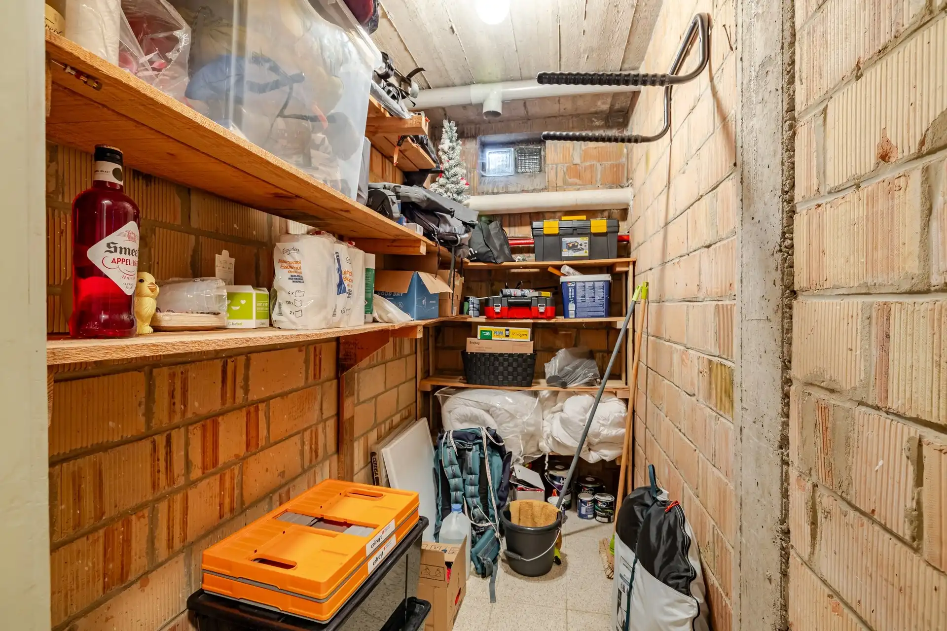 Perfect instapklaar en recent gerenoveerd appartement met garage op toplocatie in Liedekerke foto 16