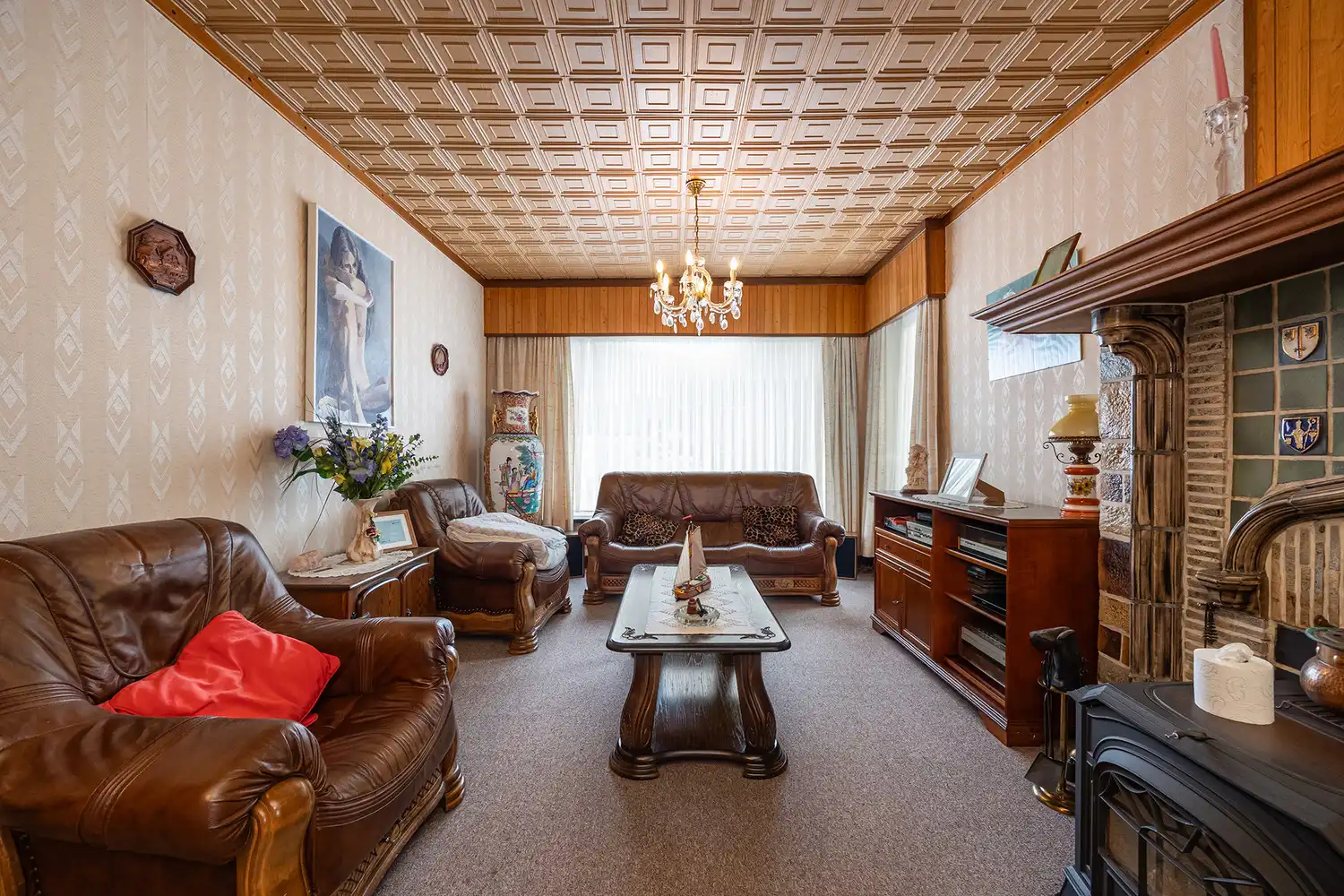 Halfopen woning op 575 m² met garage, carport en diepe tuin – te renoveren foto 7