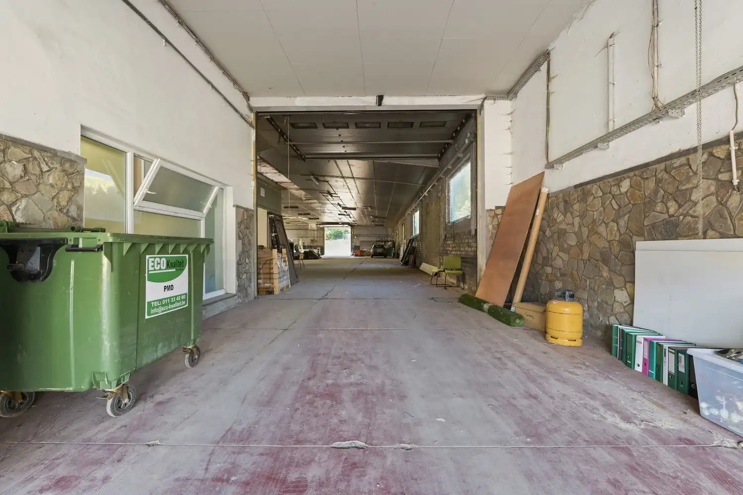 Multifunctioneel gebouw met woonst foto 24
