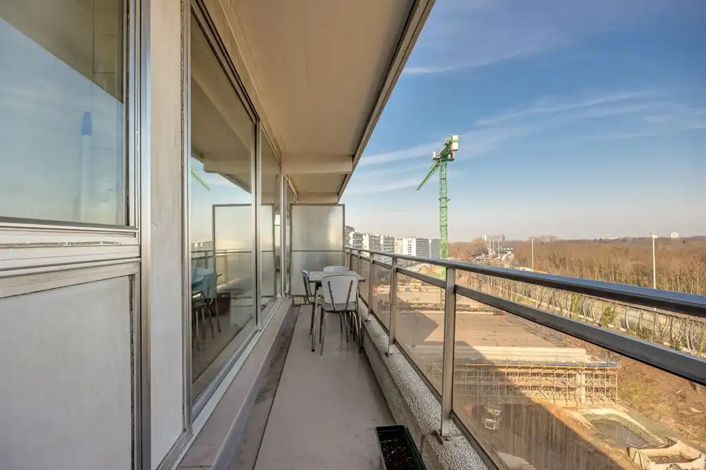 Appartement met terras en panoramisch zicht op park foto 6