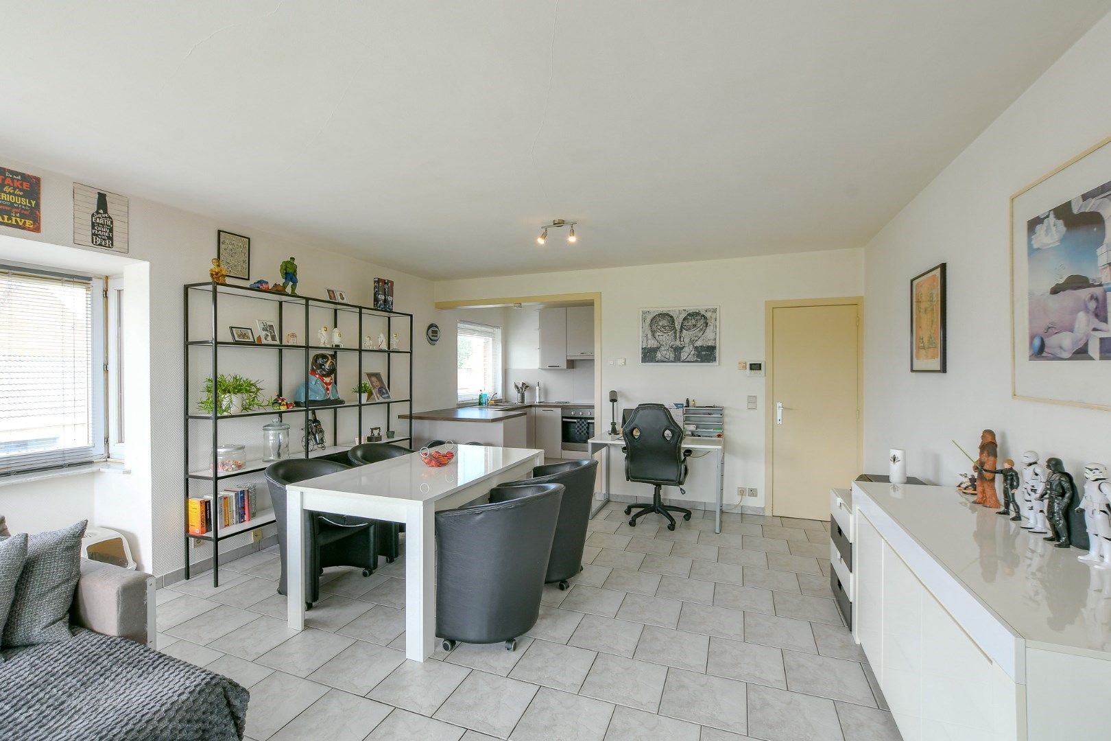 Lichtrijk appartement (3e verd) met mooi open zicht te Oostende foto 4