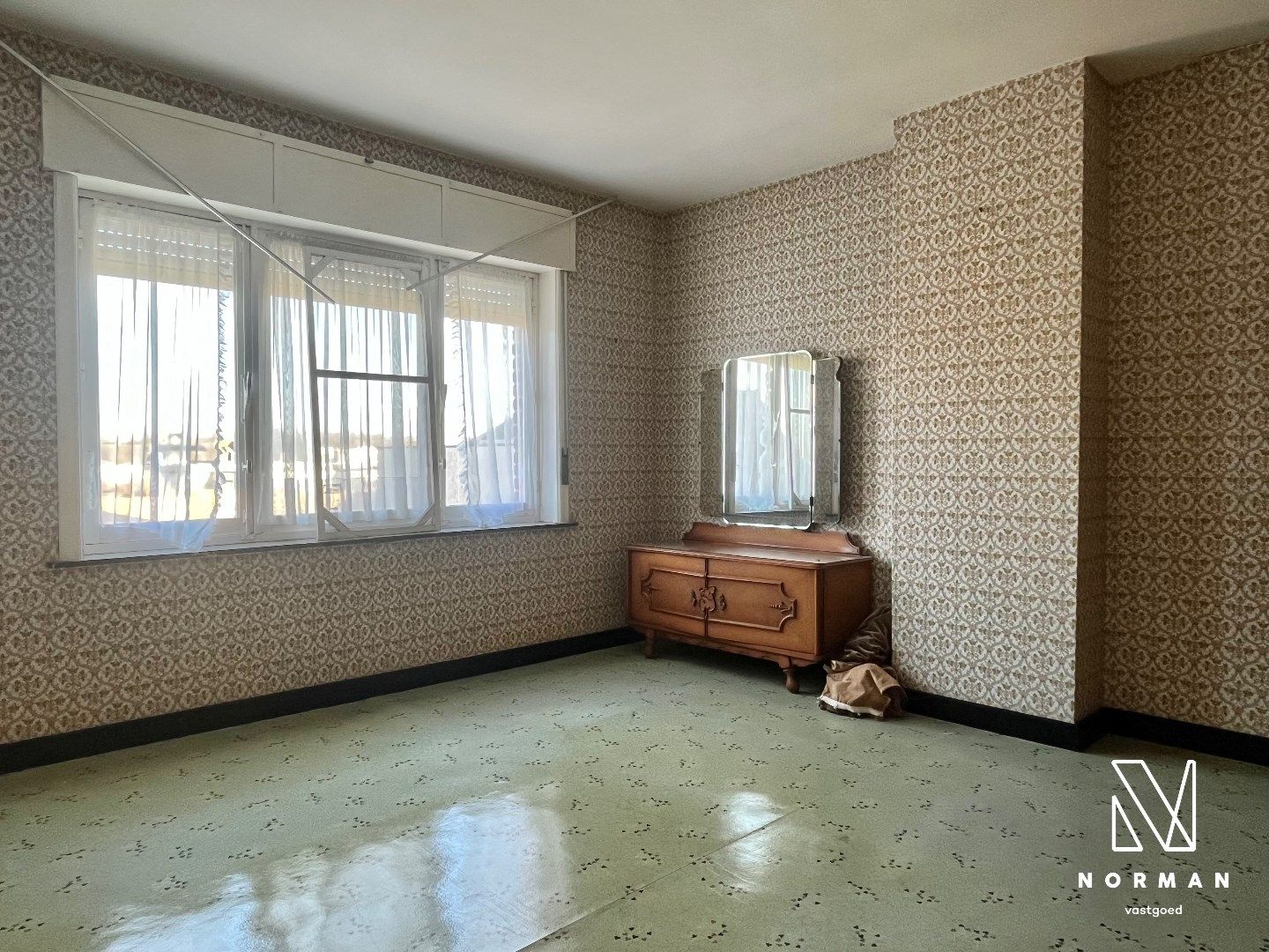 Halfopen woning te koop in Kuurne op 1090 m²!  foto 9