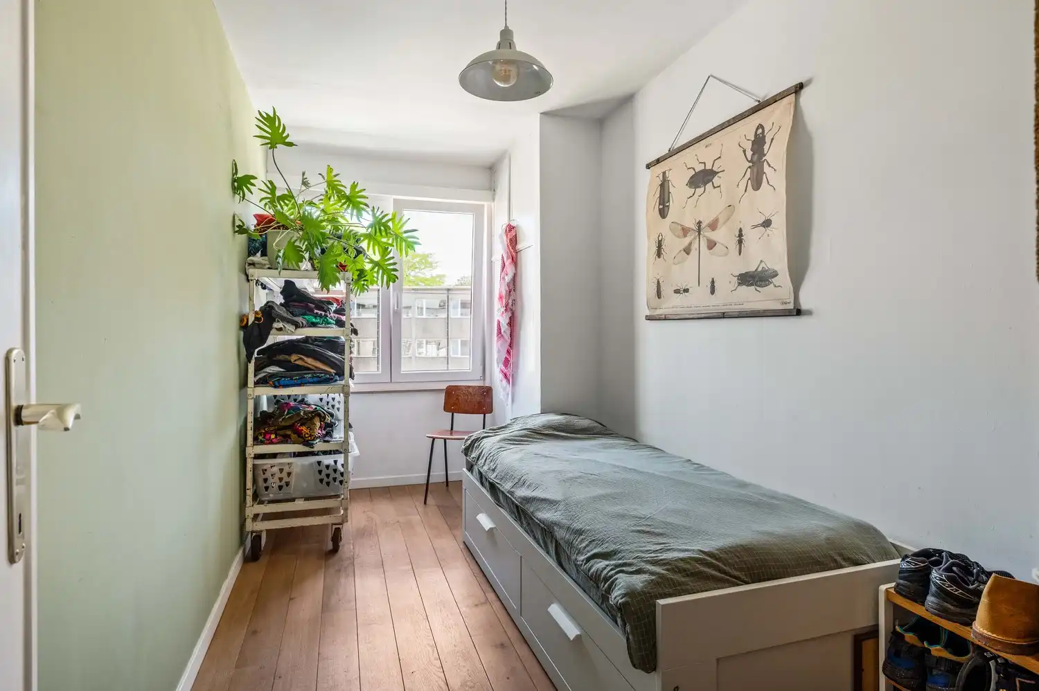 Gunstig gelegen, gerenoveerd 2 slaapkamer appartement met privatieve tuin! foto 15