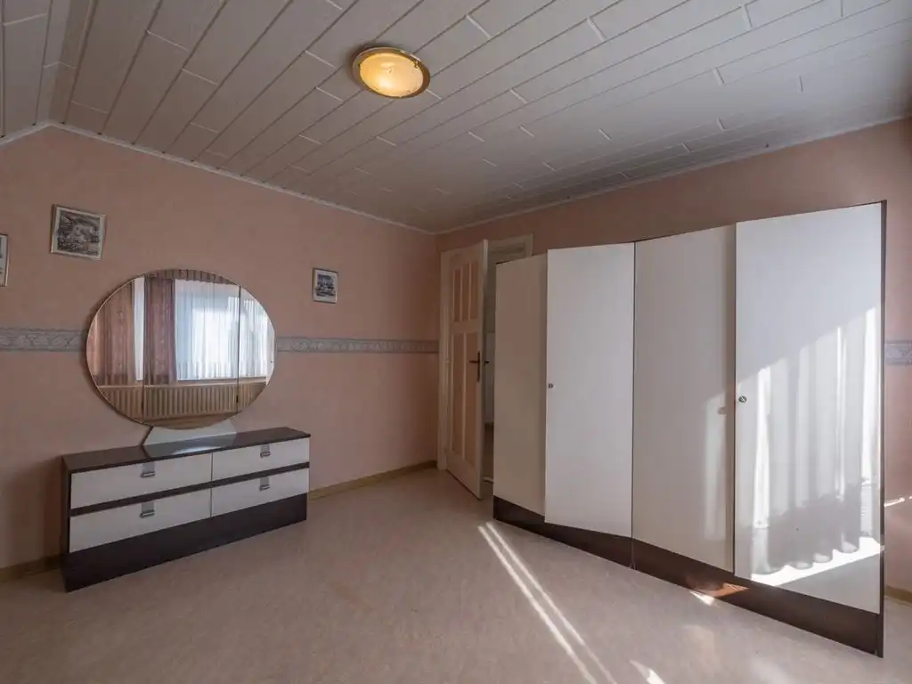 Te renoveren vrijstaande woning foto 31