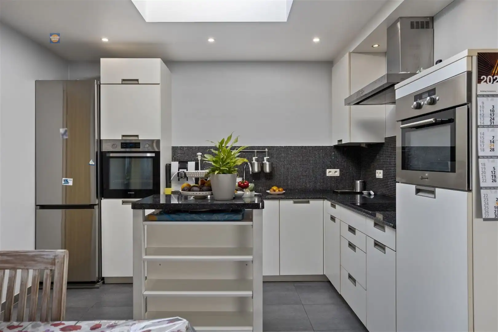 Rustig gelegen woning met 4 slaapkamers foto 5