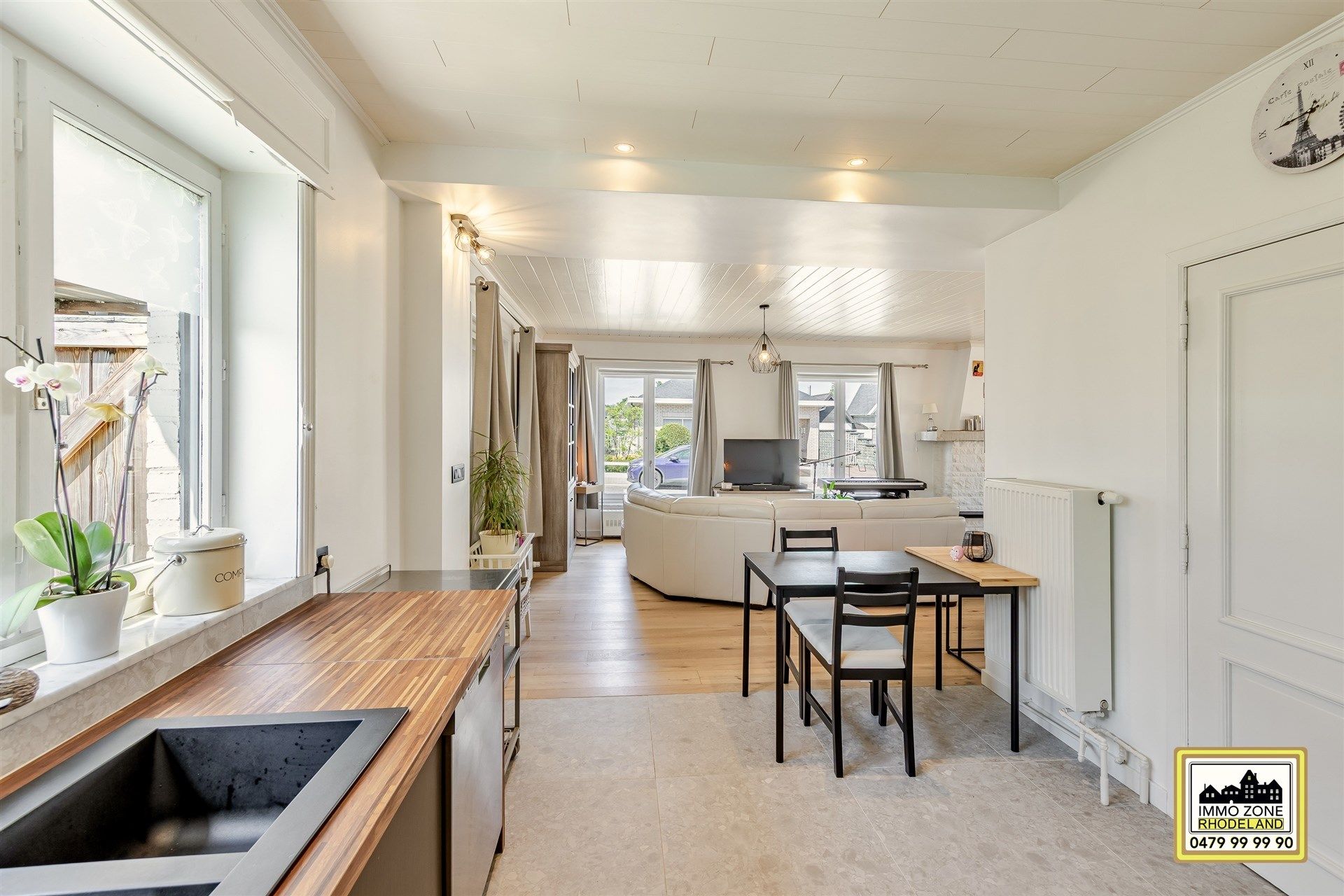 Prachtige bungalow met 3 slpks, garage en tuin foto 12