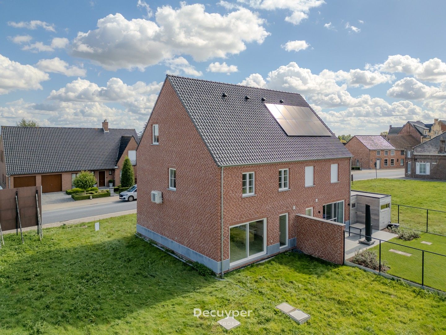 Nieuwbouwwoning  in neogotische stijl aan 6% btw foto 5