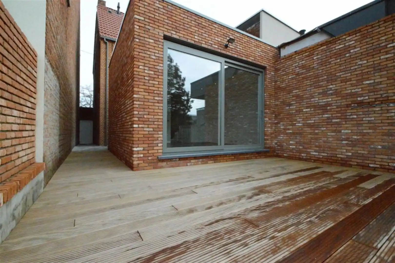 Totaal gerenoveerde gezinswoning te Dendermonde (Baasrode) foto 17