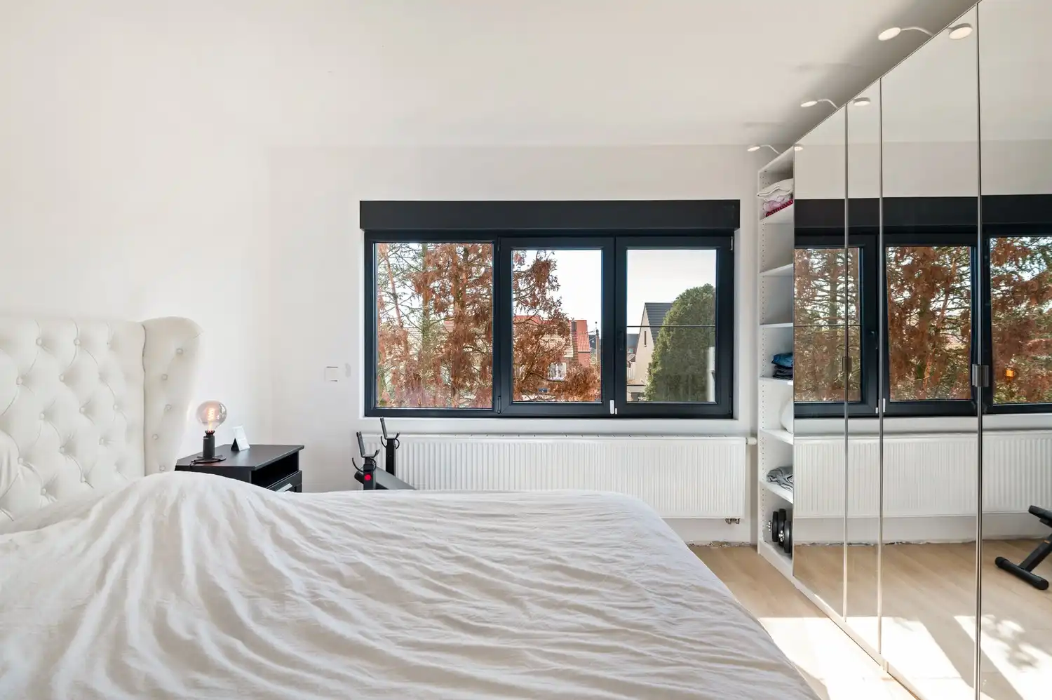 Recent gerenoveerde woning met 3 slaapkamers en zonnige tuin in Hoevenen foto 20