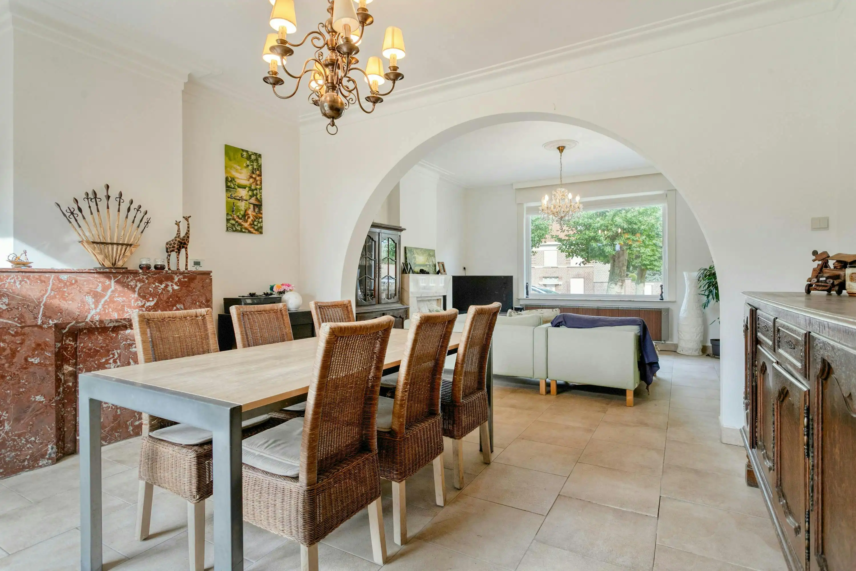 Gerenoveerde burgerwoning te koop in Velzeke (Zottegem) foto 4