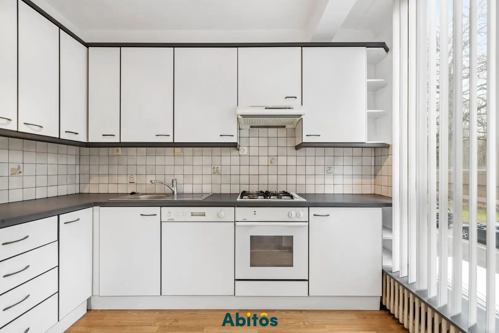 Twee slaapkamerappartement met garagebox foto 11