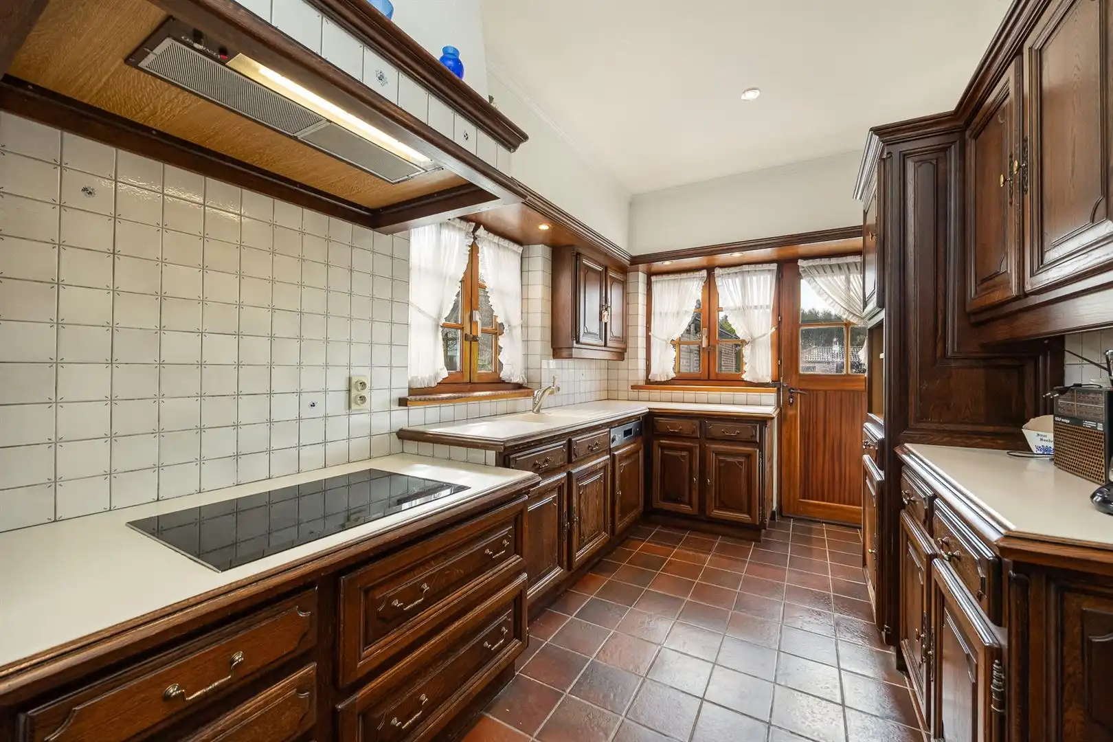 Wonen met zicht op weiland in rustige doodlopende straat foto 12