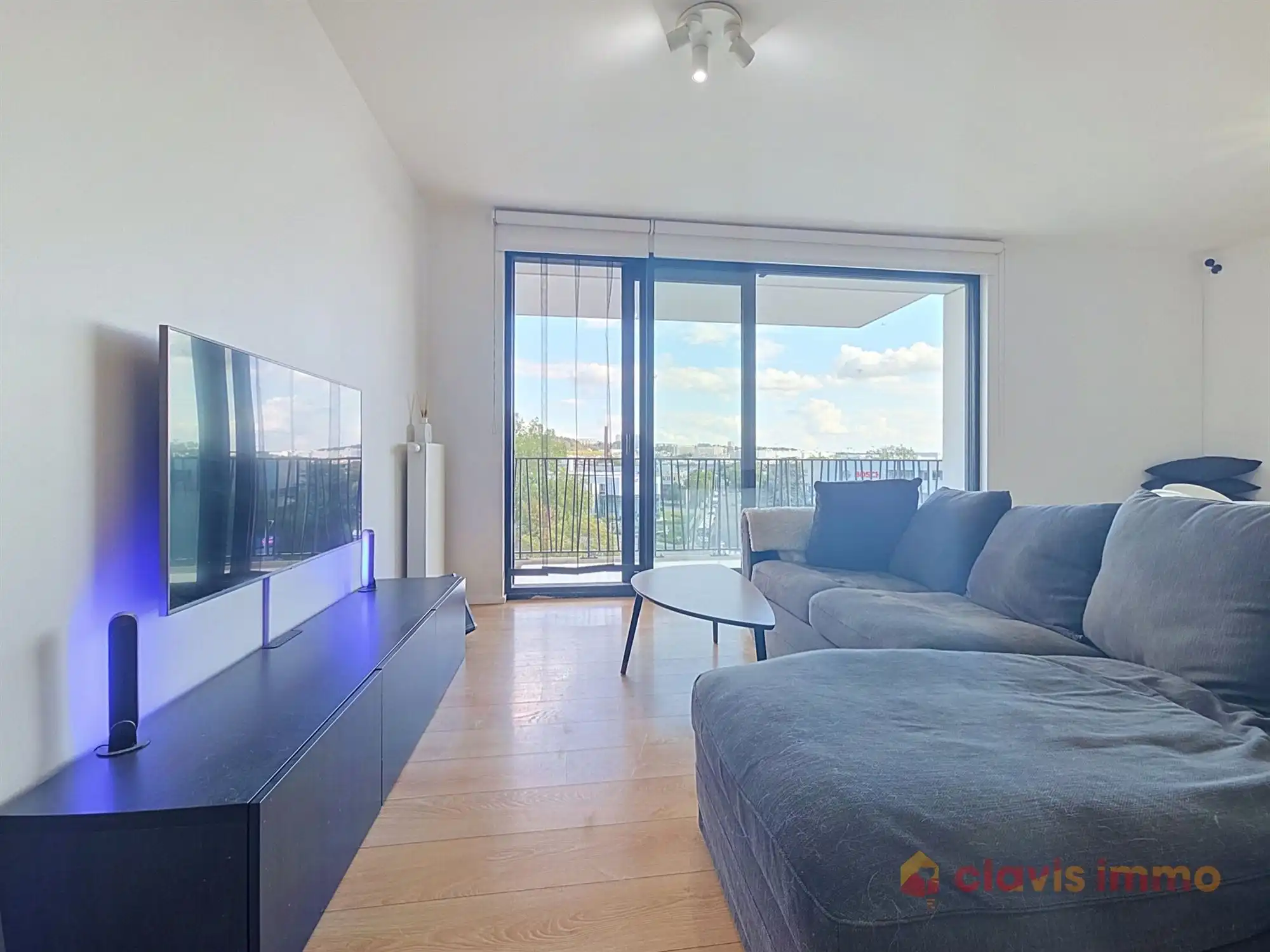 Appartement met terras en parking foto 28