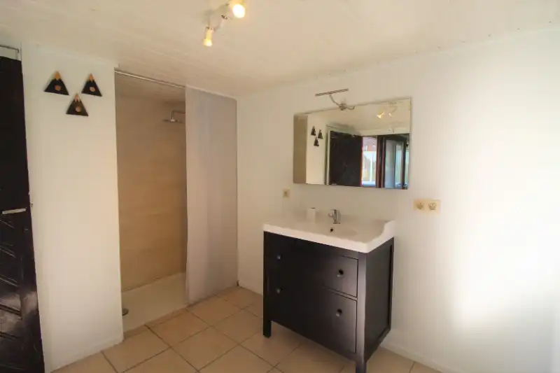 Gerenoveerde alleenstaande woning in Torhout foto 7