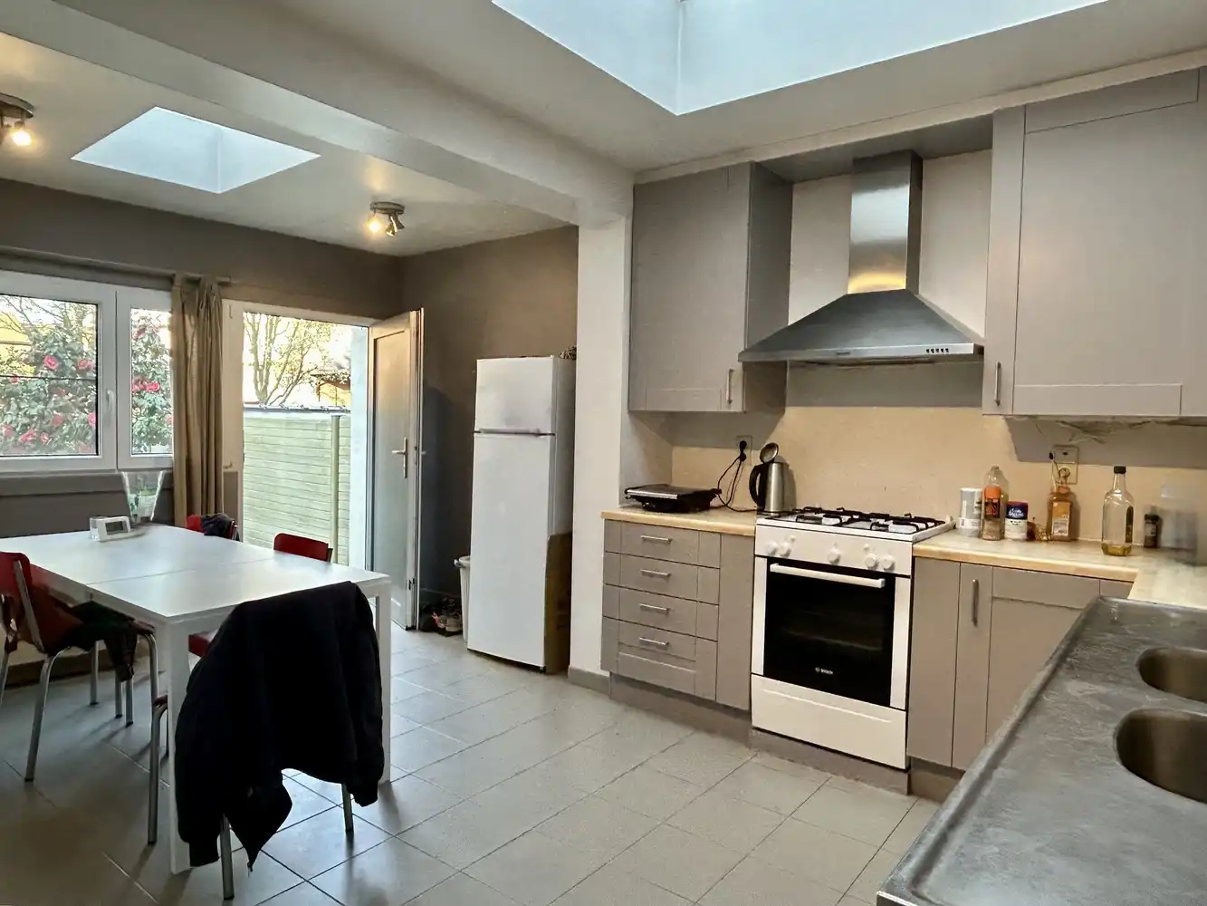 Gezellige rijwoning met prachtige stadstuin en achteruitgang nabij centrum Leuven foto 5