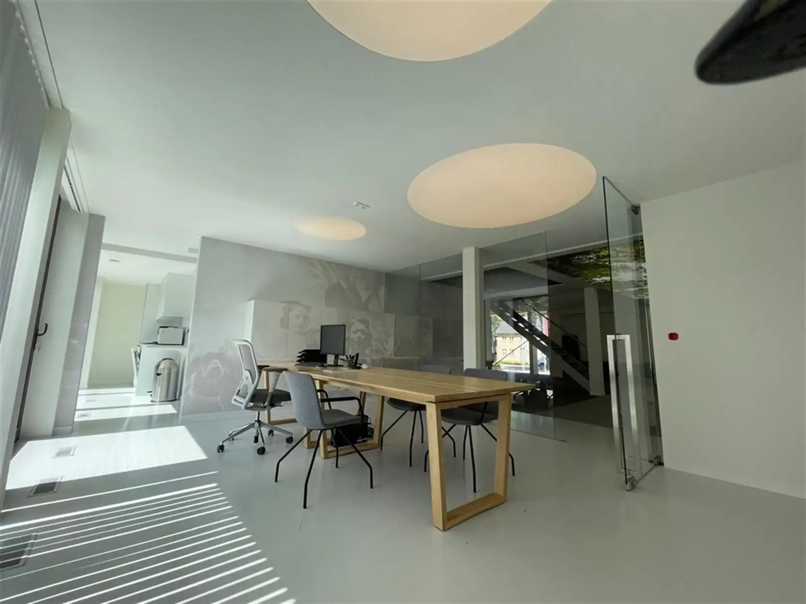 Kantoorgebouw foto 9