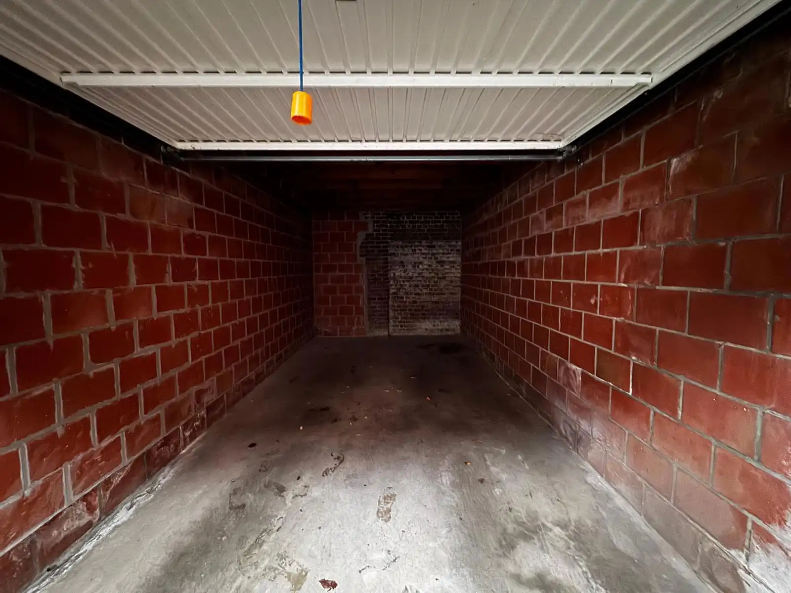 Garagebox centrum Roeselare foto 2