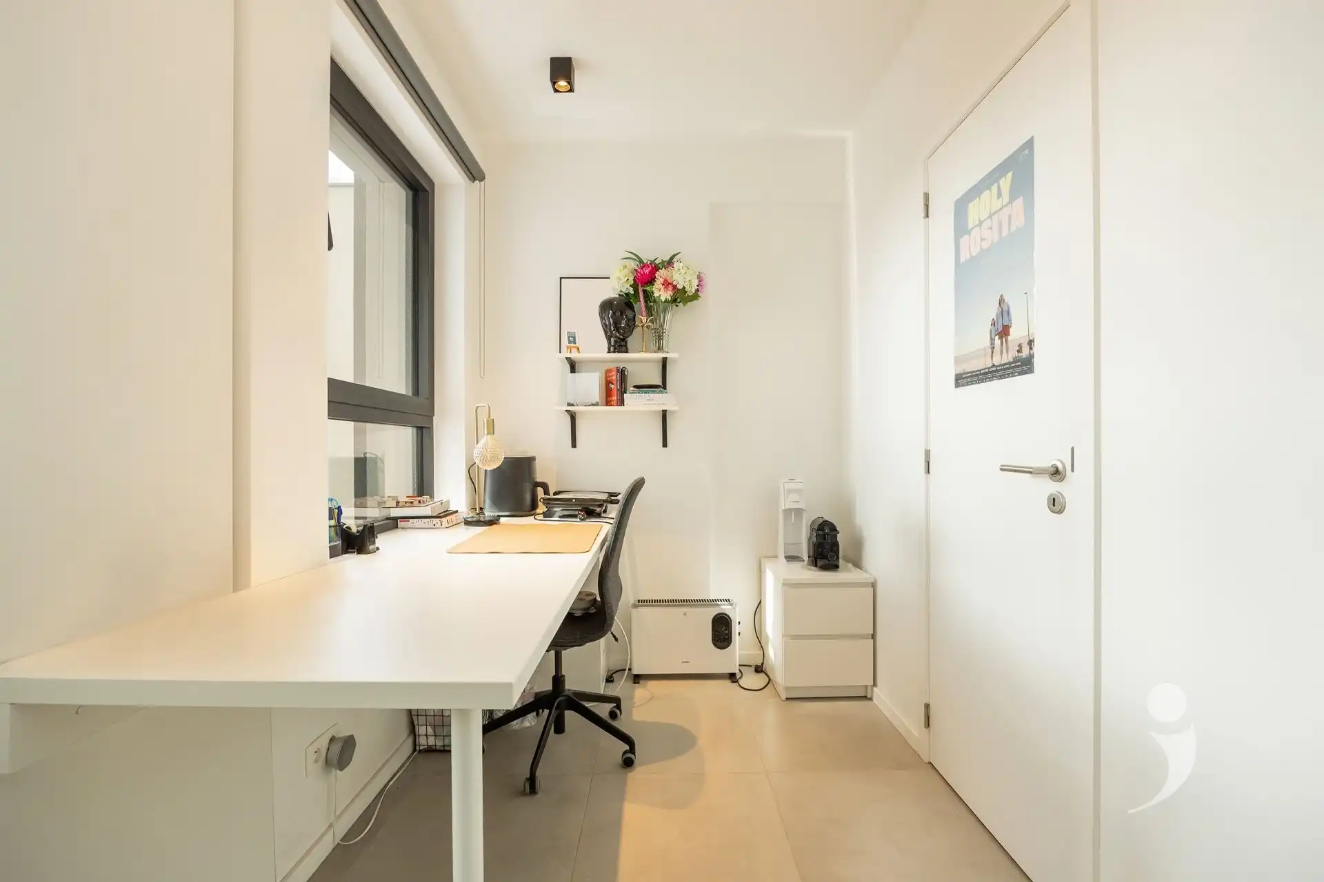 Building met 8 kamers foto 25