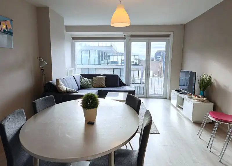 Twee slaapkamerappartement vlak aan zee foto {{pictureIndex}}