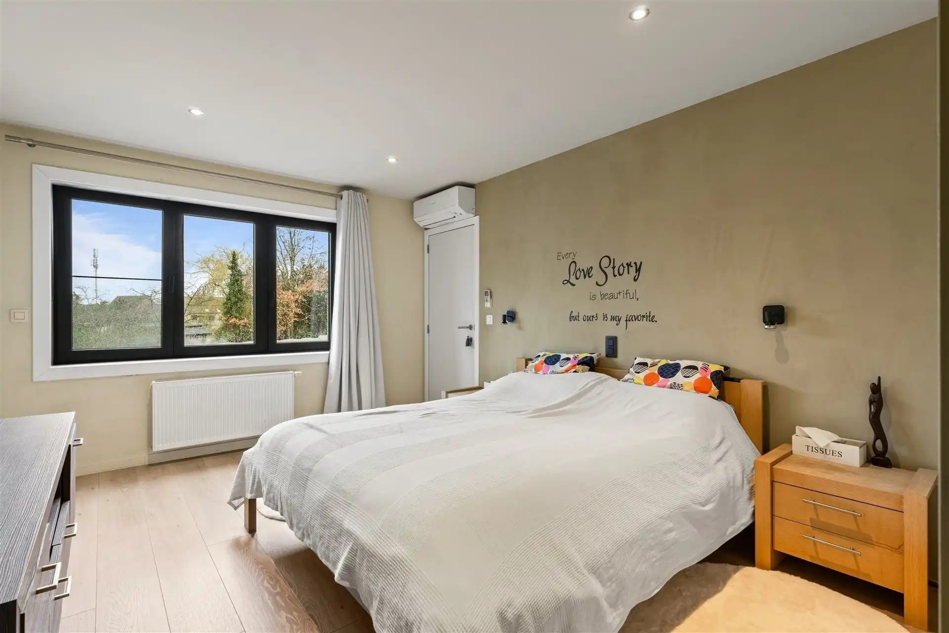 Instapklare, moderne, zeer ruime halfopen bebouwing nabij centrum Berlare foto 12