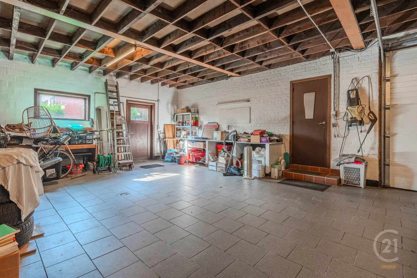 Gezellige woning met veel buitenruimte en rustige ligging foto 18
