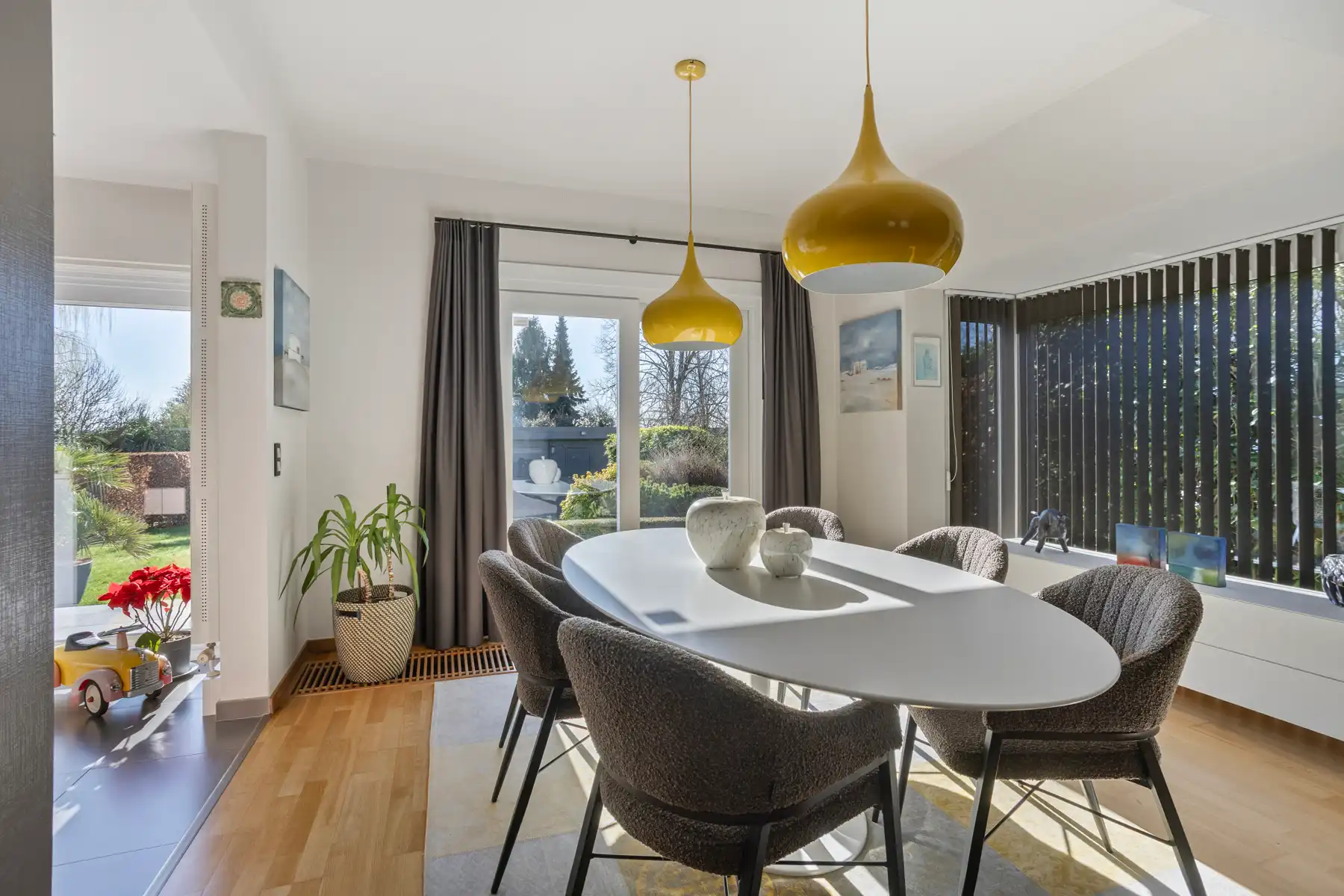 Villa met 3 slaapkamers, 2 badkamers en prachtige tuin foto 7