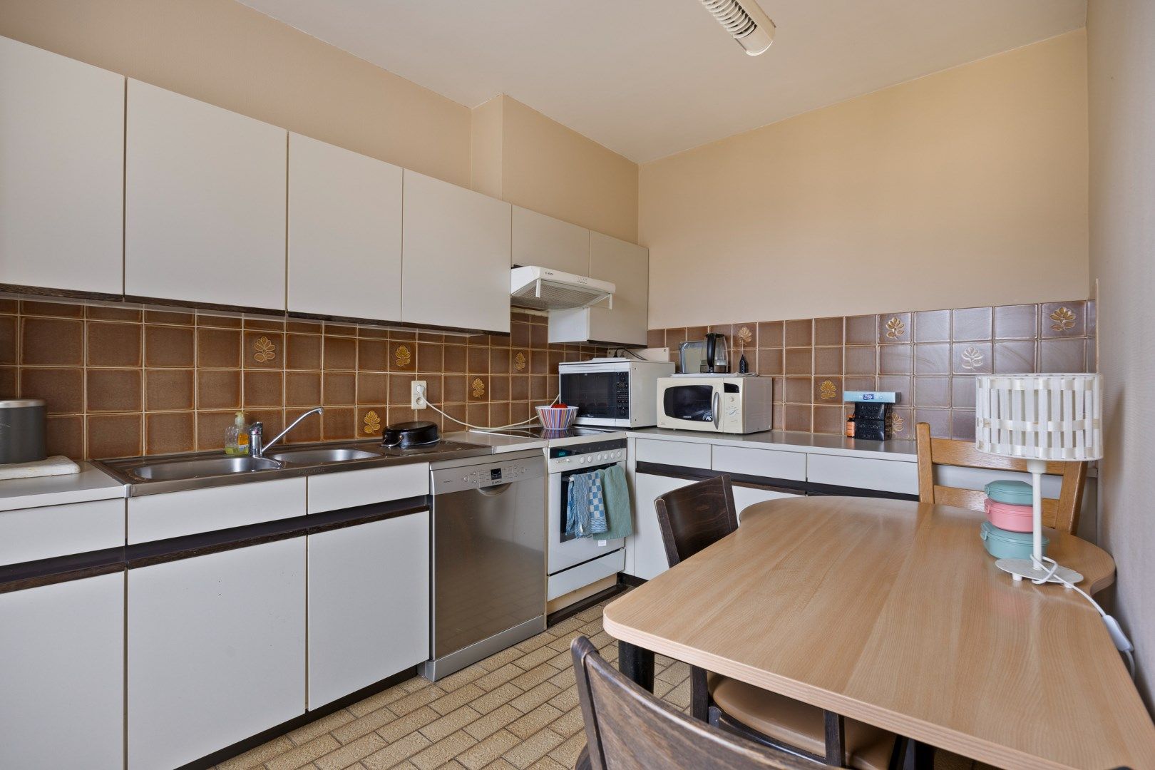 Ruim appartement met 3 slpks gelegen in het centrum van Mol !  foto 5