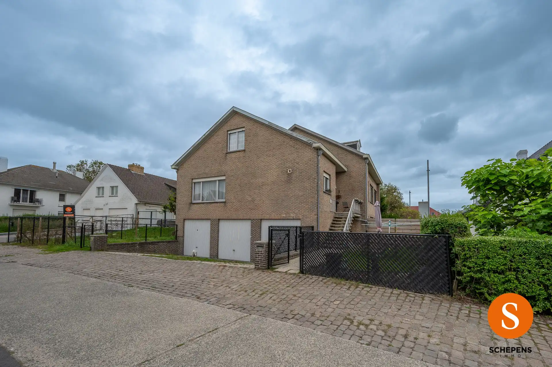 Duplexappartement in het hart van Wenduine, op wandelafstand van winkels, zee en openbaar vervoer. foto {{pictureIndex}}
