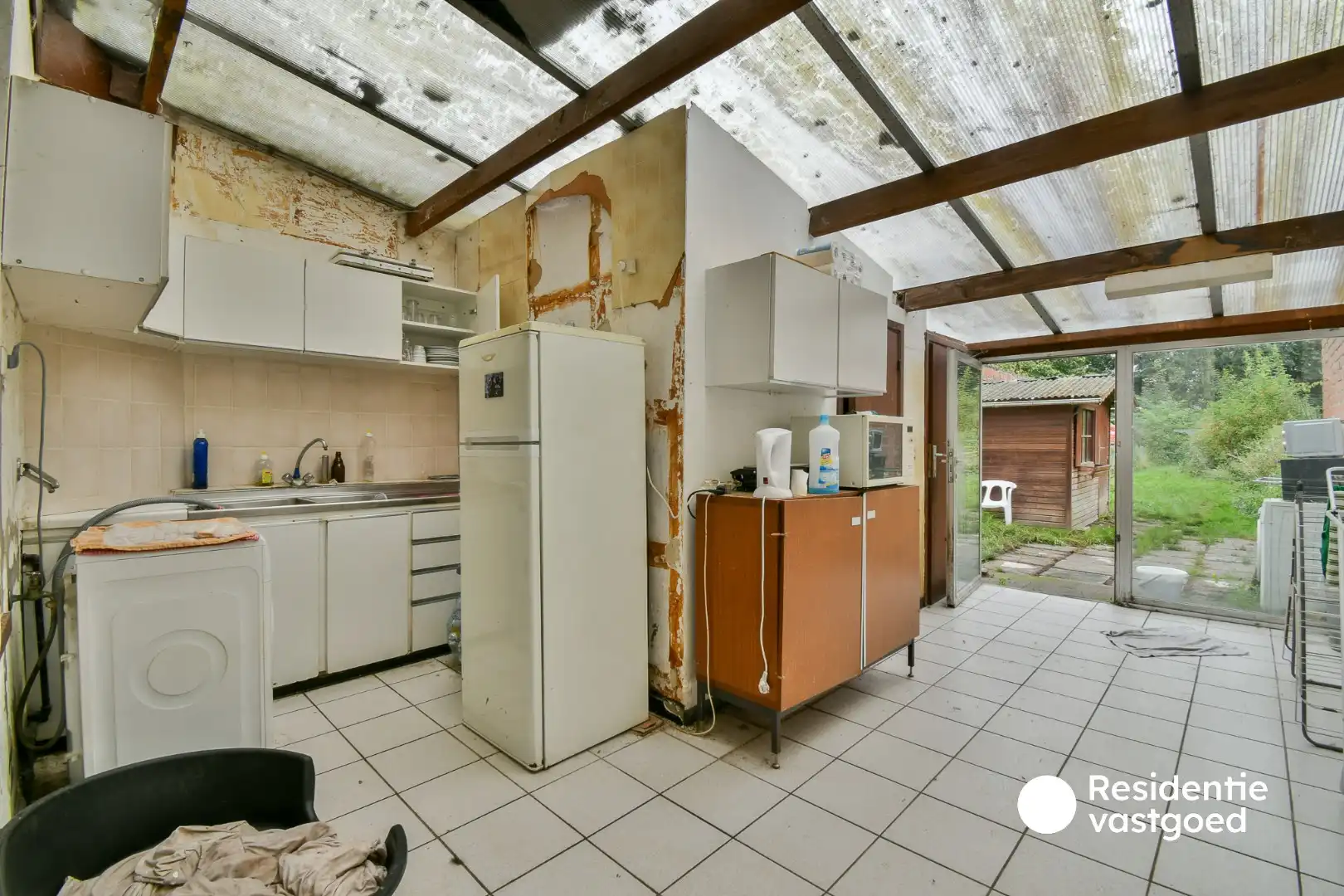 Renovatieproject met veel potentieel in het hart van Torhout! foto 7