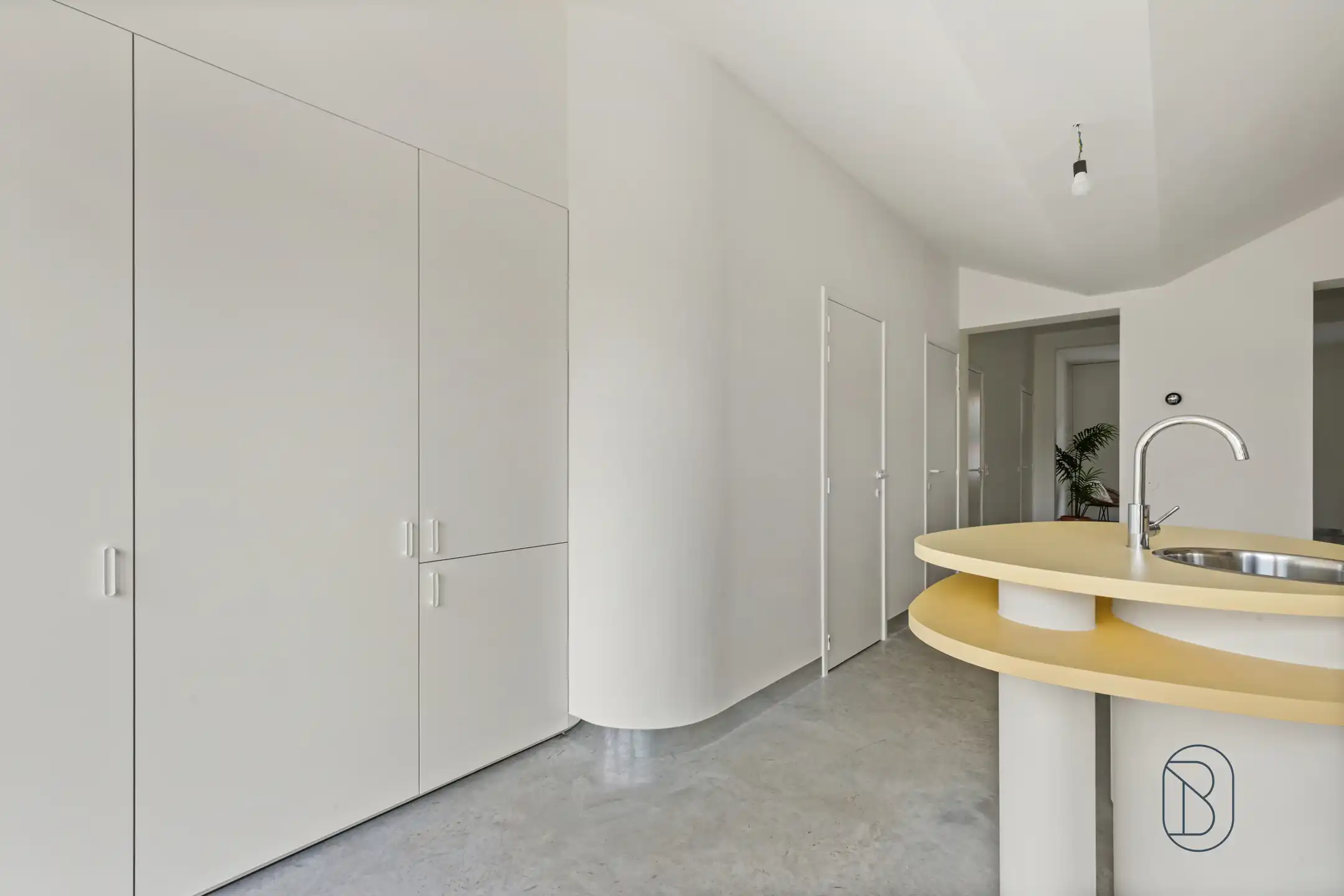 Hippe stadswoning met 2 slk en grote tuin foto 9