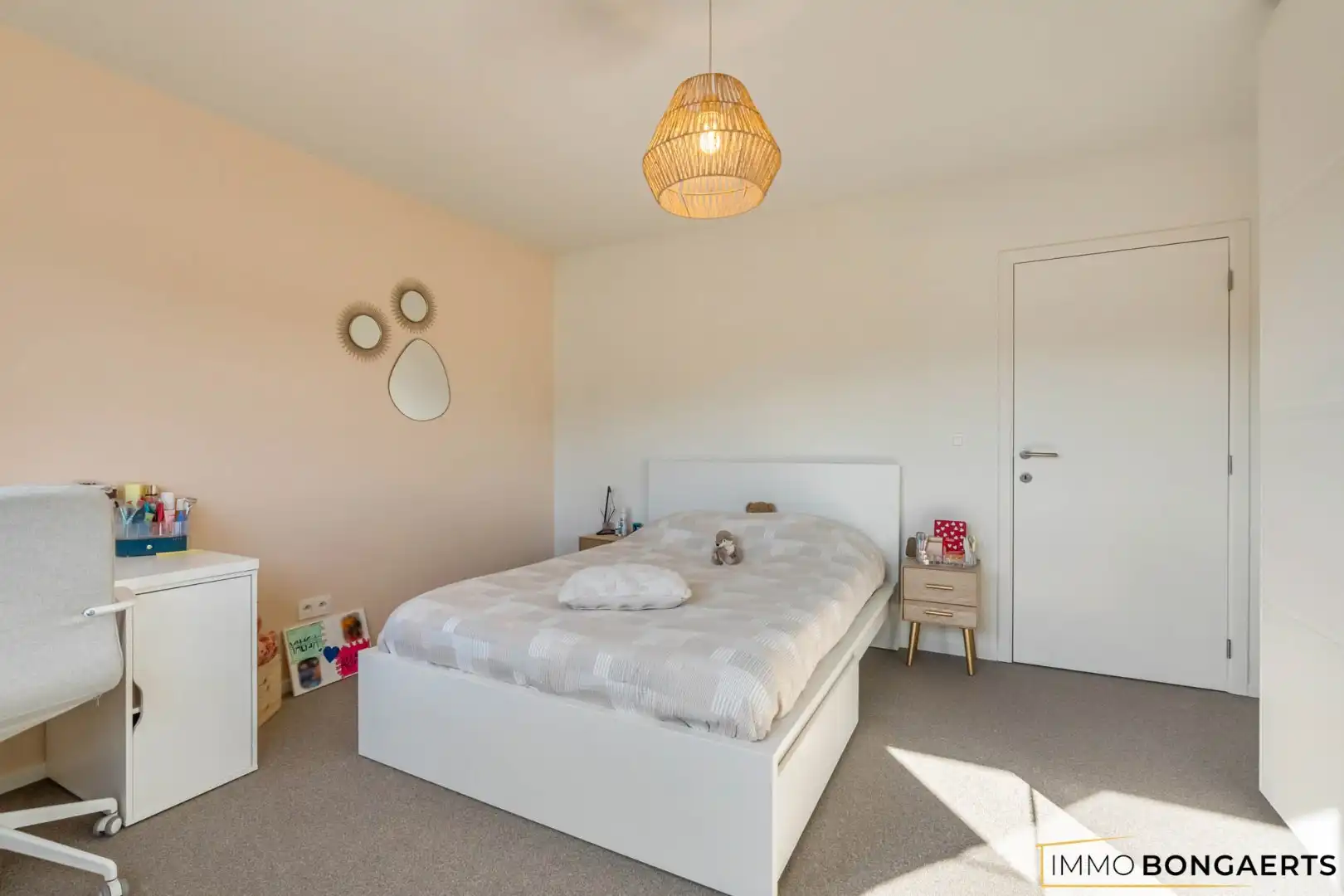 Energiezuinige woning met zwembad op rustige ligging in As foto 23