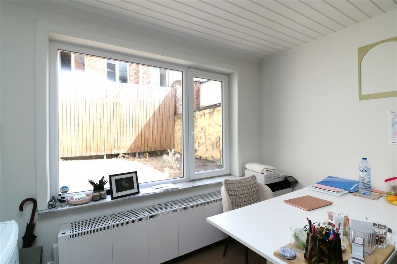 Centraal gelegen handelszaak met hoog zichtbaarheidsgehalte foto 18