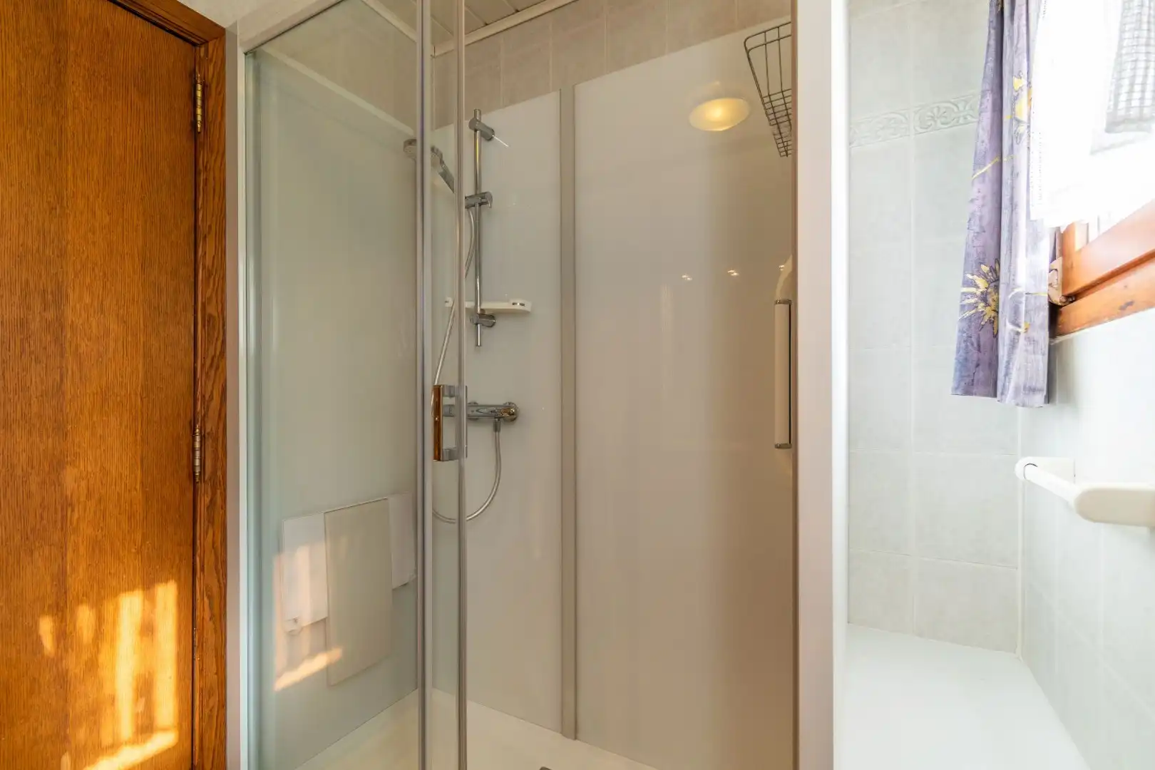 CHARMANTE BUNGALOW MET 2 SLPK + BUREAU OP TOPLOCATIE ! foto 26