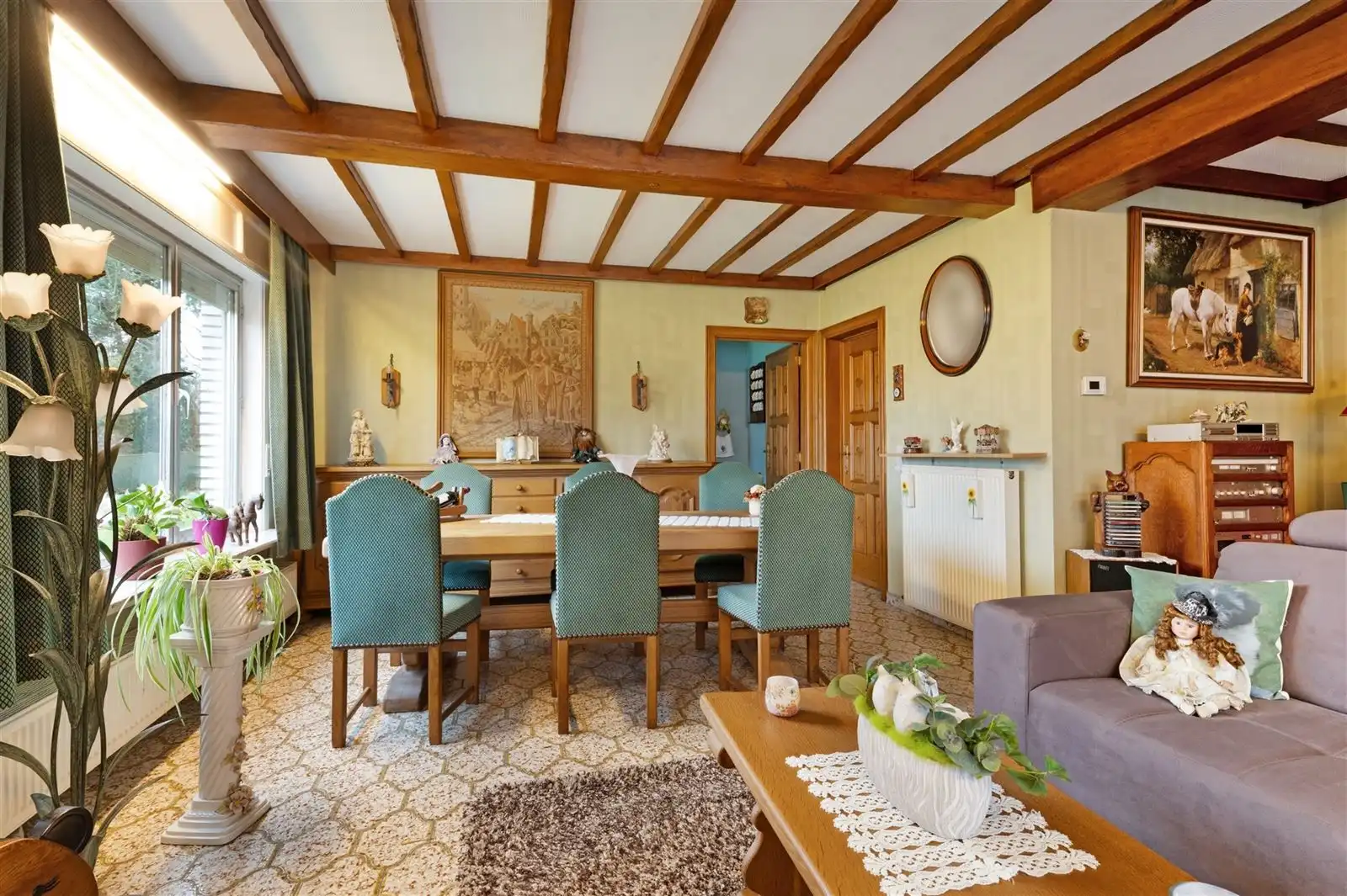 Gelijkvloers Appartement met garage en tuin foto 4