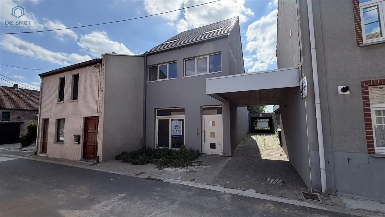 Unieke investeringskans of ideale kangoeroewoning op toplocatie in Herzele! foto {{pictureIndex}}