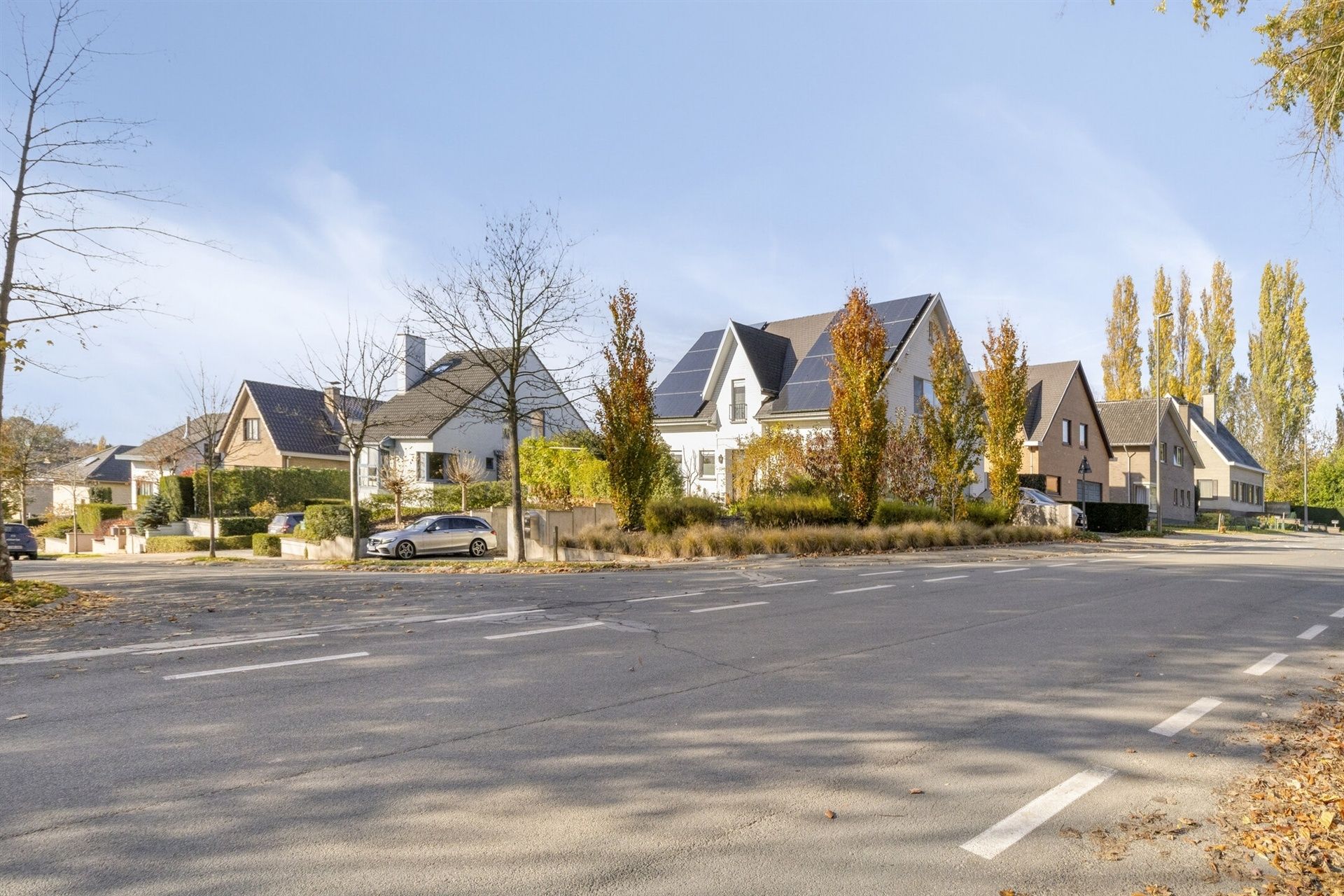 Karaktervolle, ruime villa met 4 slaapkamers foto 4