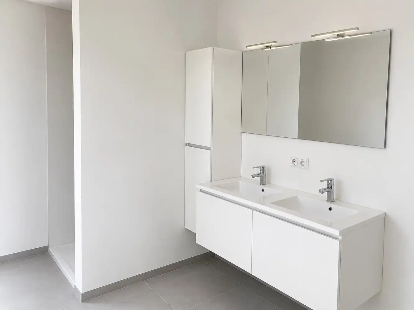 Te huur: Energiezuinig wonen in stijlvolle nieuwbouwwoning te Maaseik foto 7