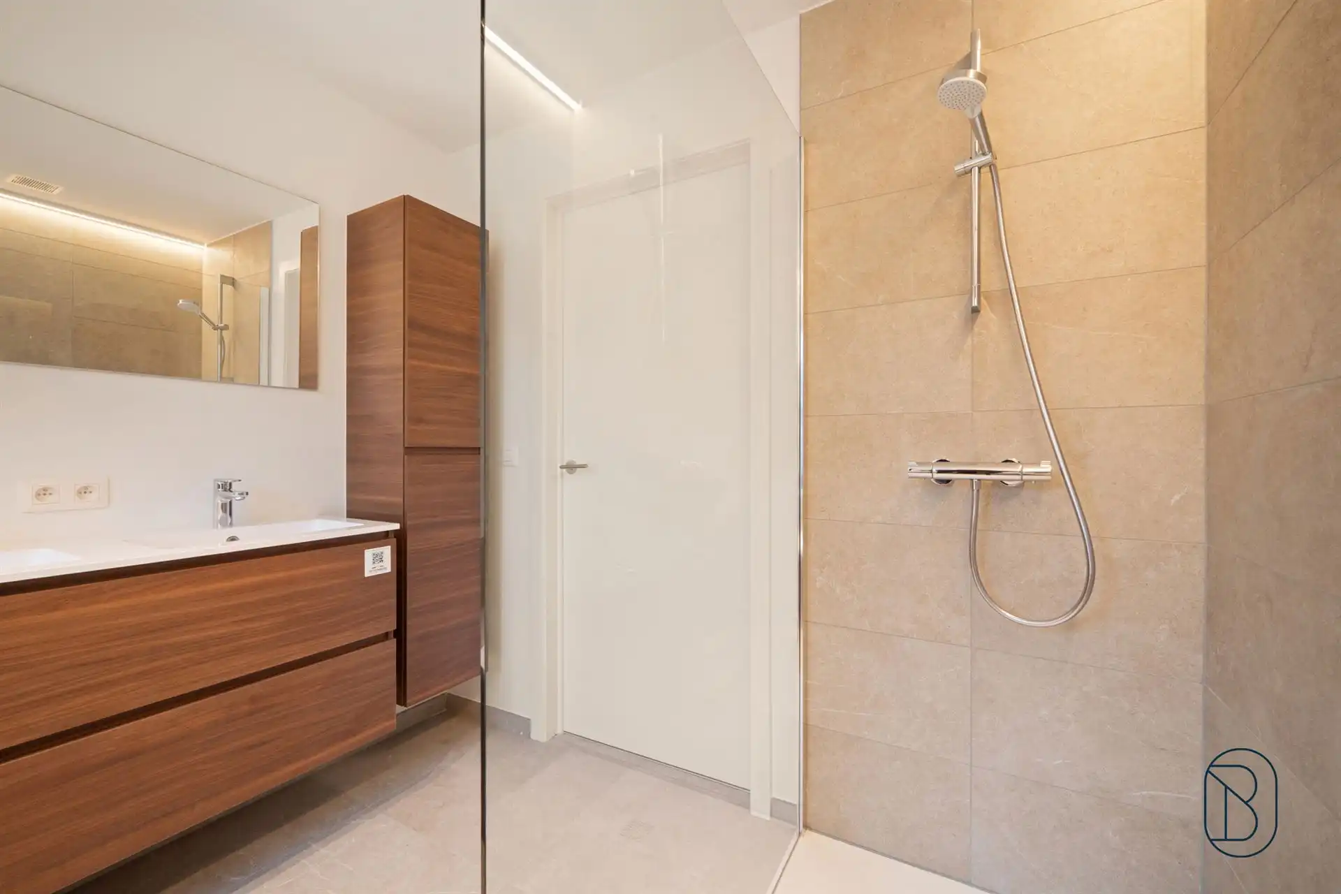 Kwalitatieve nieuwbouw gelegen bij het Hotondbos Ronse - 6%! foto {{pictureIndex}}