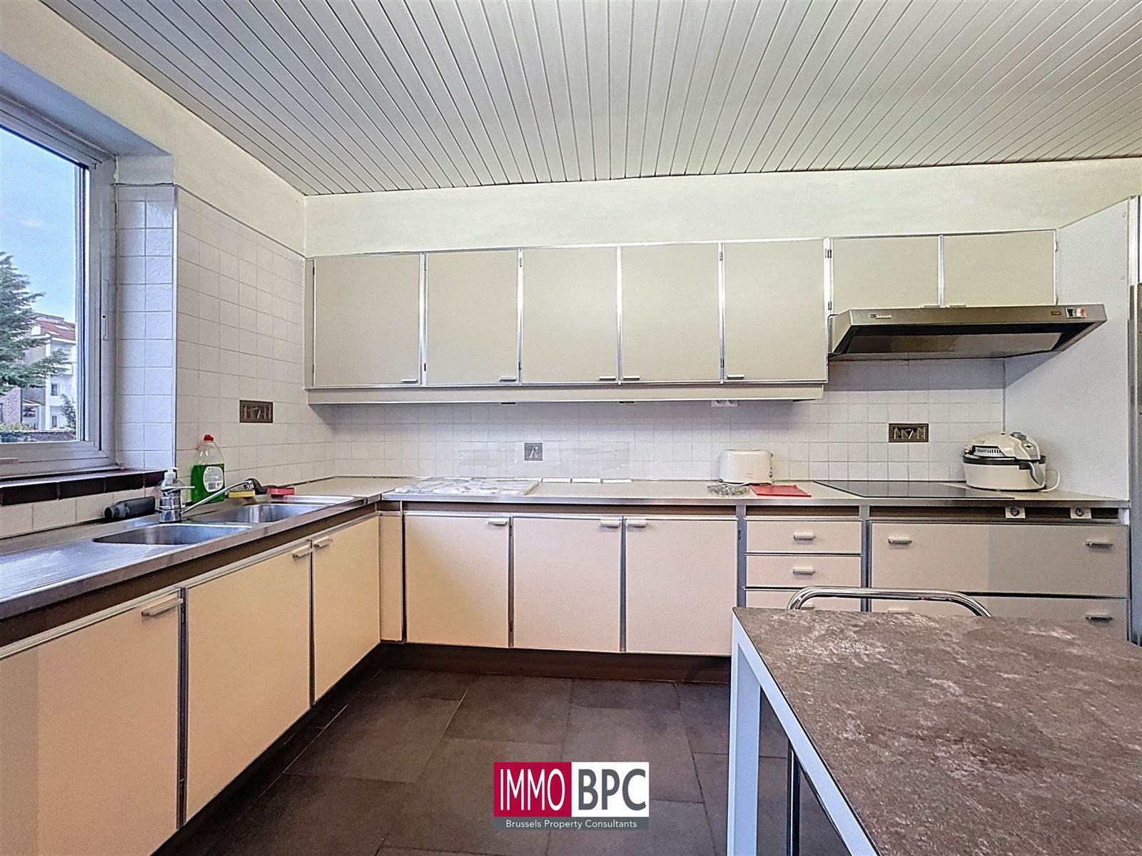 Karaktervol woning met 5 slaapkamers , tuin en garage  foto 18