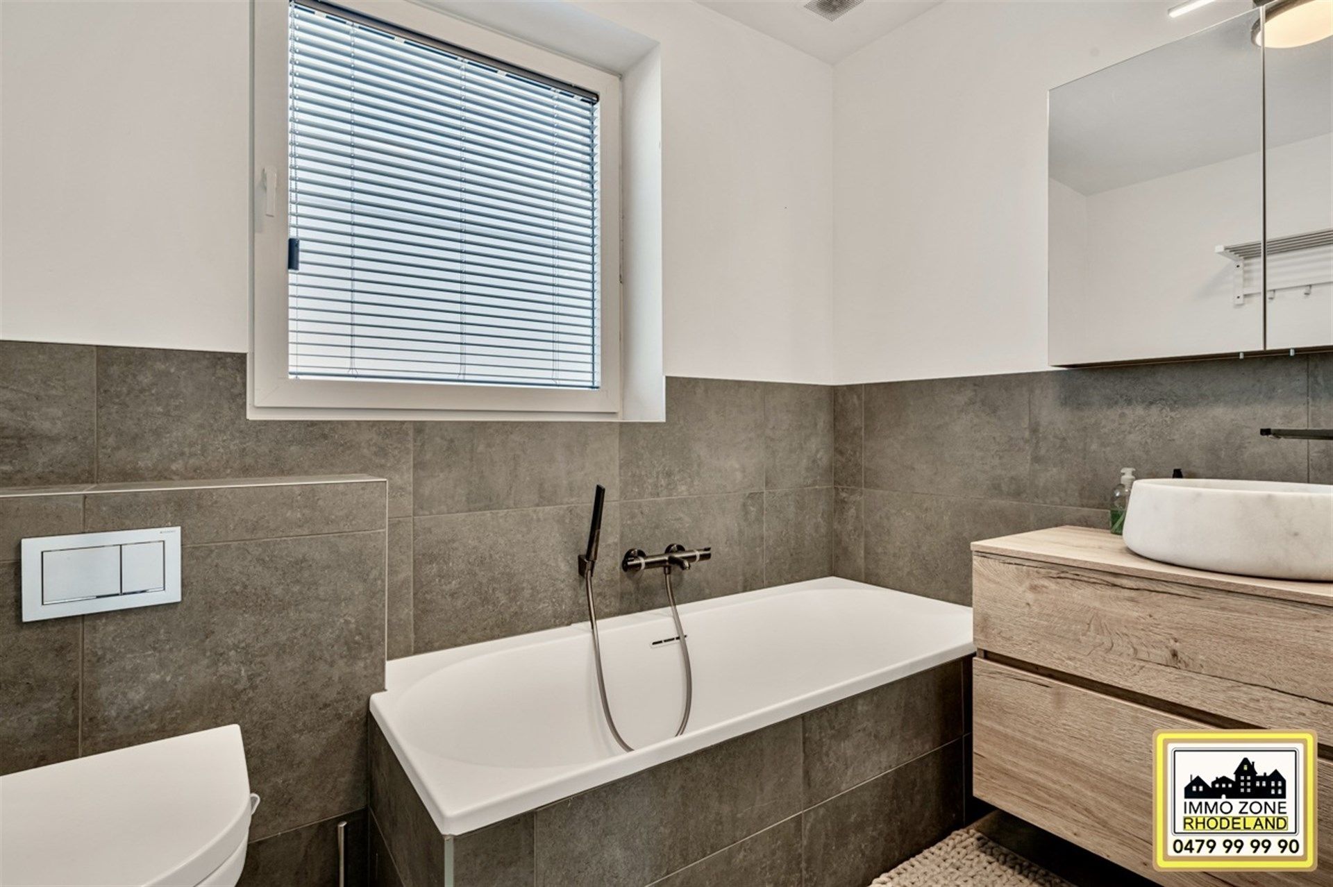 Uiterst luxueuze woning met 3 slpks en zwembad foto 19
