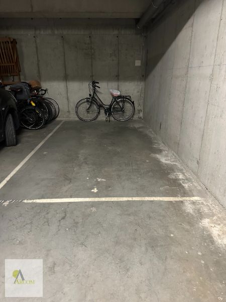 ONDERGRONDSE PARKEERPLAATS (4) foto 4