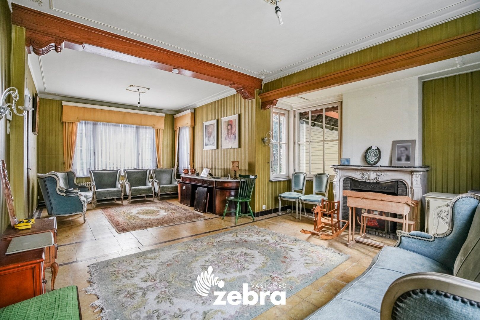 Statige woning met 4 slaapkamers en veel potentieel te centrum Tielt! foto 4