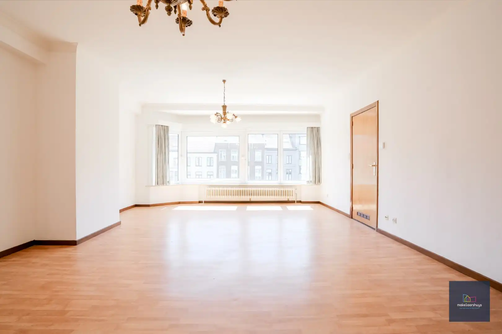 Te renoveren, ruim 3-slp.app met garage en kelder (Plan uw bezoek)  foto 3