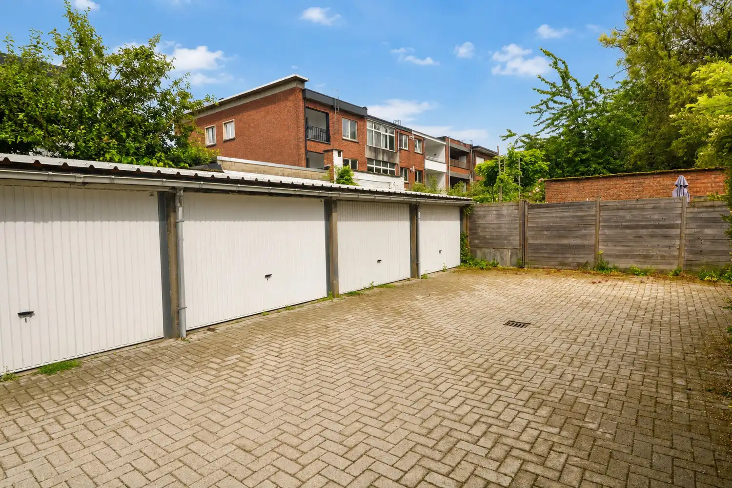 RECENT GERENOVEERD APP. MET 1 SLK, GARAGEBOX EN TERRAS! foto 11